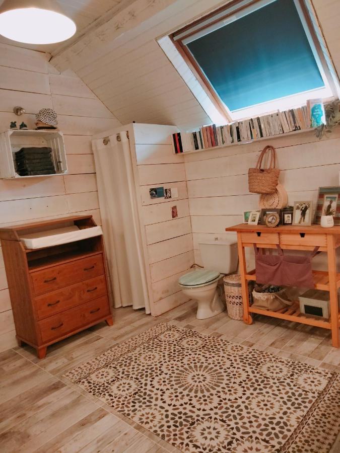 Chambre Familiale Anna "Mon Lit Au Pre" , Jusqu'A 4 Adultes Et 2 Enfants Avec Piscine Familles, Couples Ou Femmes Seulement Pontours Kültér fotó