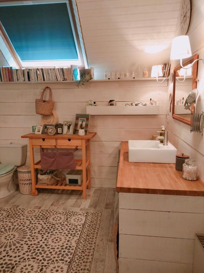 Chambre Familiale Anna "Mon Lit Au Pre" , Jusqu'A 4 Adultes Et 2 Enfants Avec Piscine Familles, Couples Ou Femmes Seulement Pontours Kültér fotó